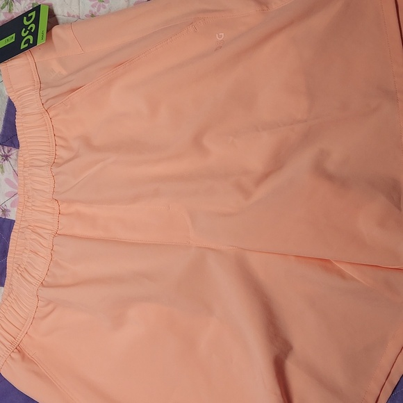 DSG Other - NEW WITH TAGS DSG mens Agility shorts Pink Ray Size Small 6" inseam Athletic Fit